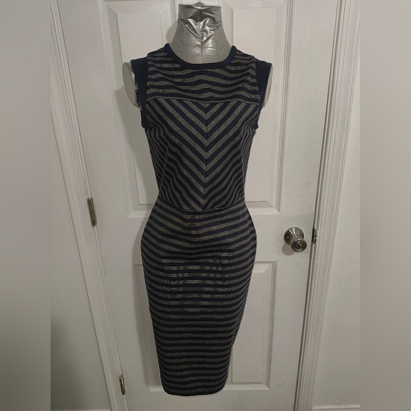 Merona Dresses & Skirts - Merona Black and Gray Sheath Midi Dress Sleeveless 60